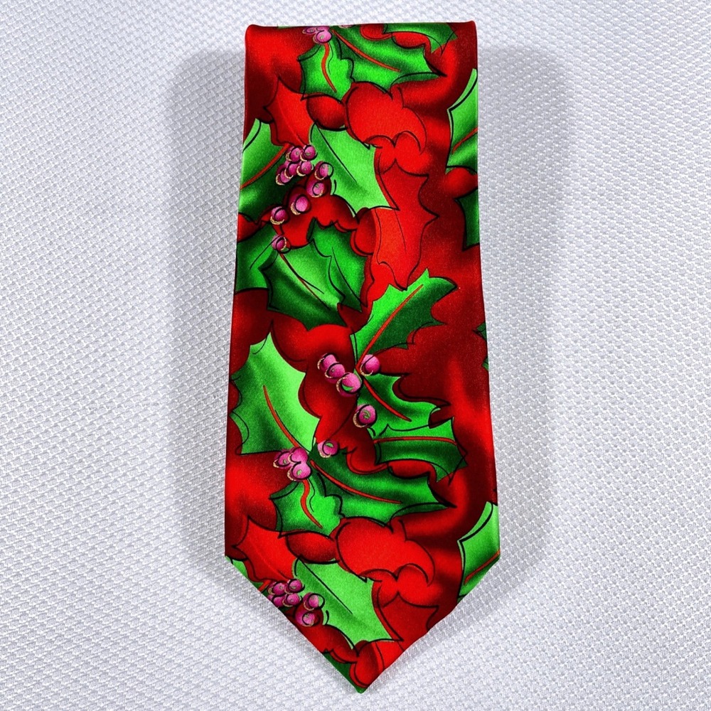 J. Garcia Green Tree Collection Fifty-Four Holly Christmas‎ Silk Tie Extra Long